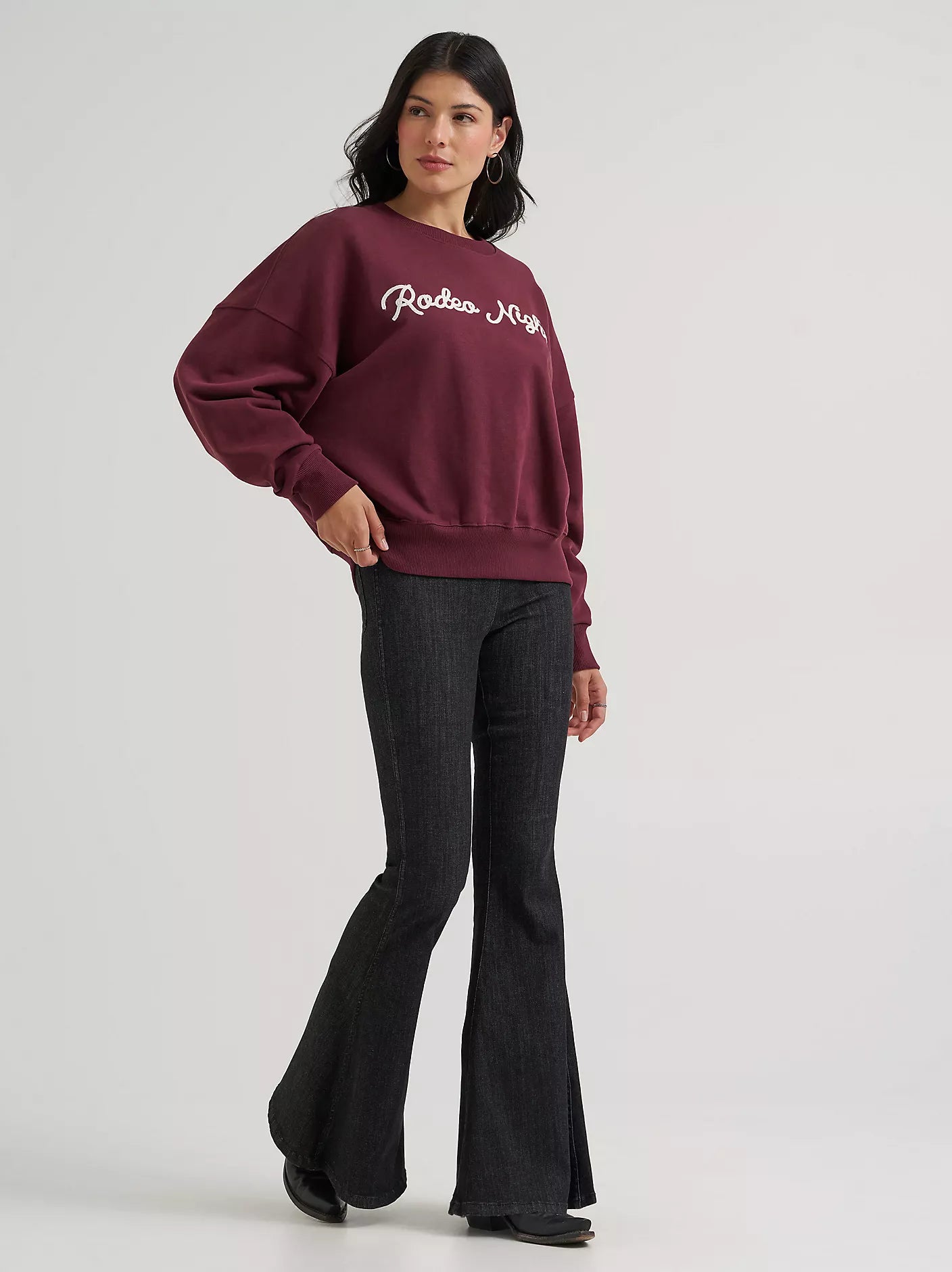 Wrangler Womens Lainey Wilson Rodeo Nights Sweatshirt Burgundy