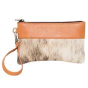 The Design Edge Handy Cowhide Clutch – Wales (71016)