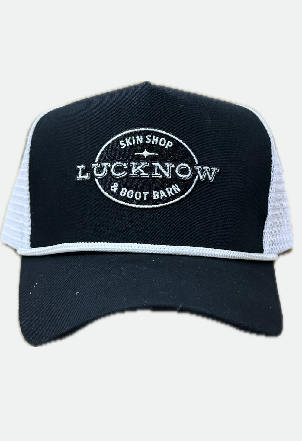 88_8251dd0f-1a20-4194-9b58-715a5f70c618_Black White