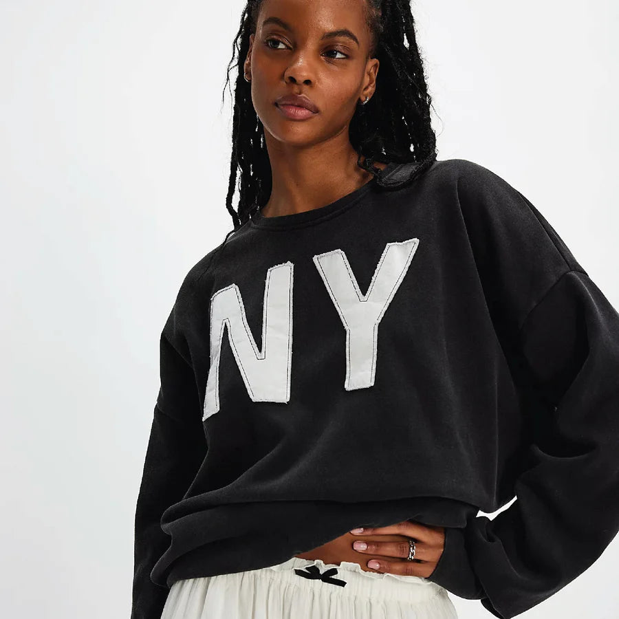 The Laundry Room Big In NY - Jump Jumper - Black Snow