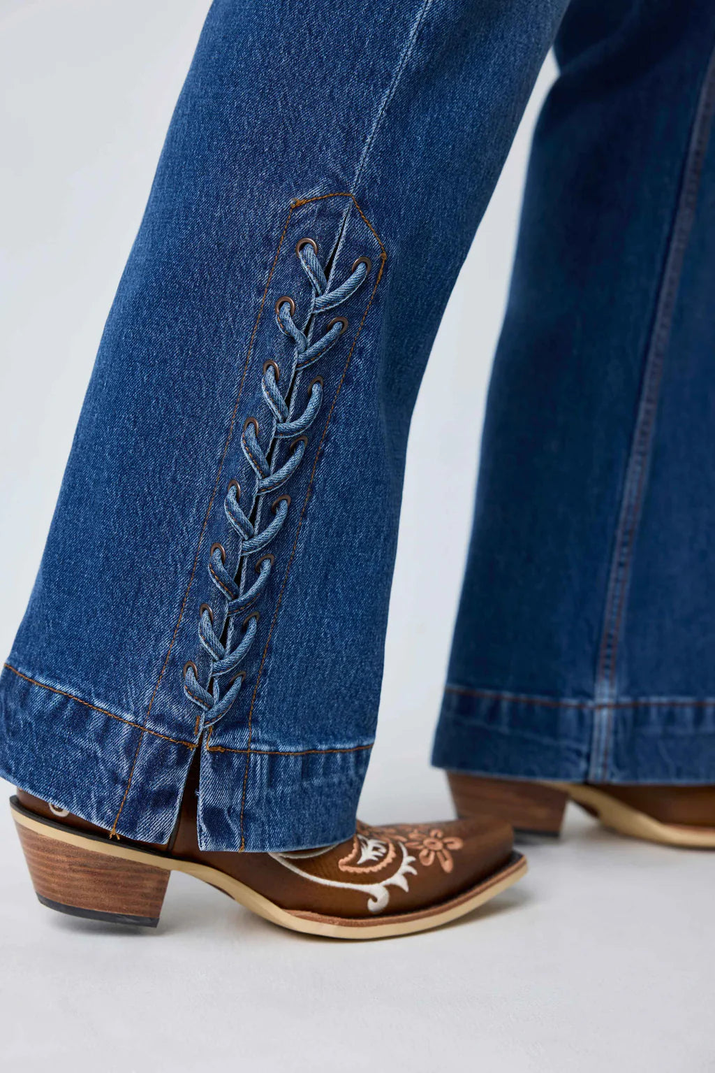 Ringers Western Womens Elly High Rise Wide Bootleg Jean