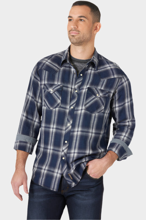 Wrangler Men's Retro Long Sleeve Western Indigo Snap Plaid Shirt - Blue/White