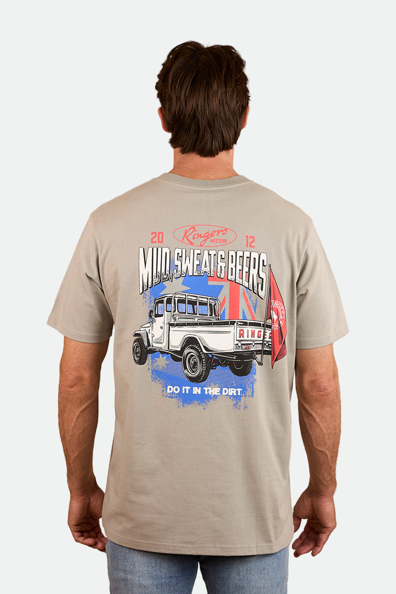 Ringers Western Mud Sweat Beers Mens Loose Fit T-Shirt - Cement