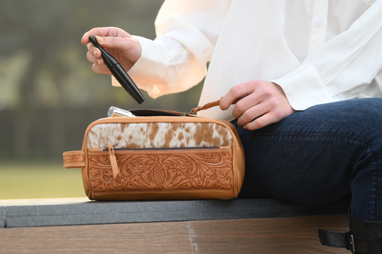 The Design Edge Women's Tooling Leather Cowhide Toiletries Bag – AT62 – Coro