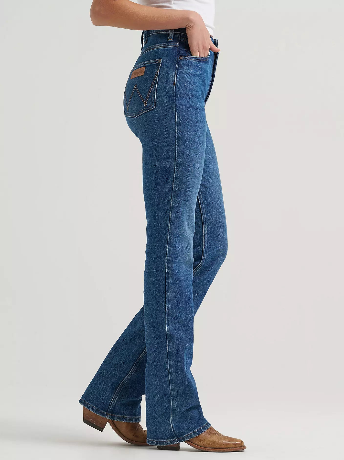 Wrangler Women's High Rise Rodeo Bootcut Riding Jean