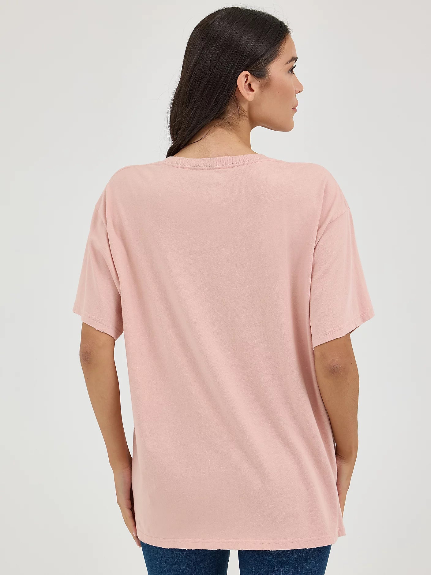 Wrangler® Women's Lainey Wilson Oversized Band Tee - Pink