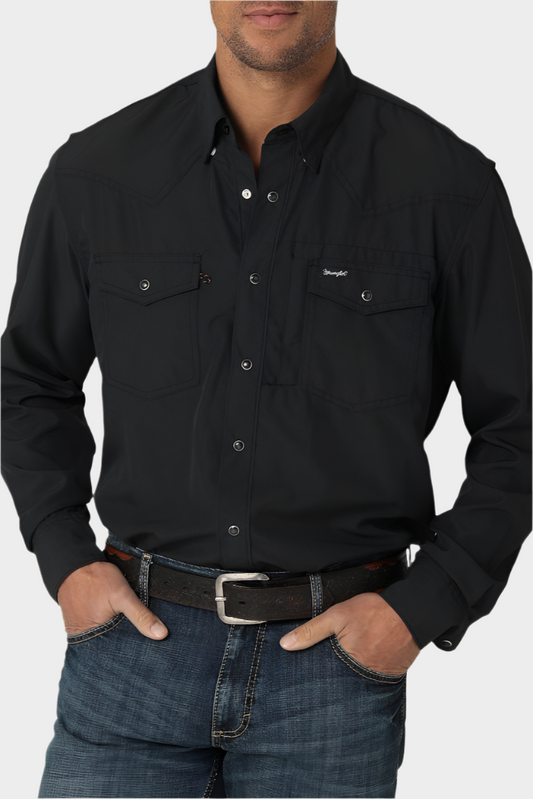 Wrangler Men's Classic Fit Performance Long Sleeve Snap Shirt