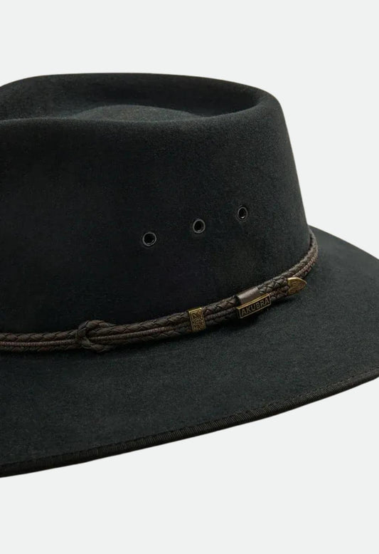 How to Style an Akubra Hat