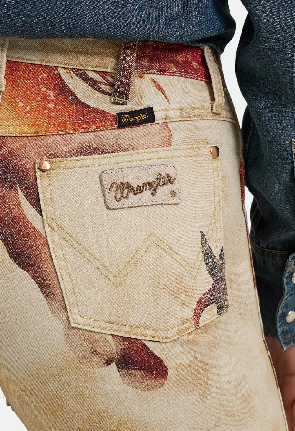 Wrangler Women's Lainey Wilson Horse Cheeky Wide Leg Jean 32Leg