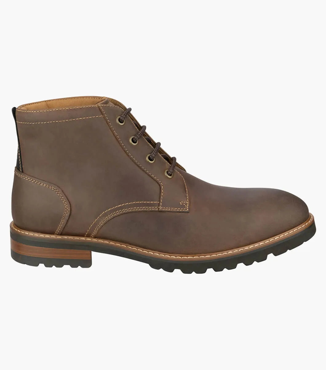 Florsheim Mens Renegade 4H Boot  Plain Toe Chukka Boot - Brown