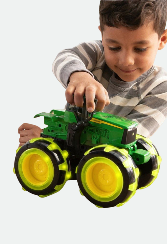JOHN DEERE MONSTER TREADS LIGHTNING WHEELS 4WD TRACTOR