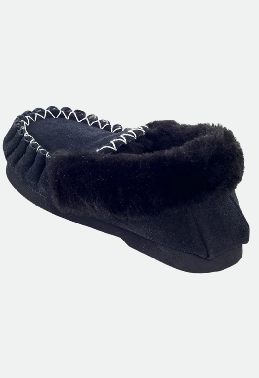 Wild Goose Men's Tassie Sheepskin Moccasin