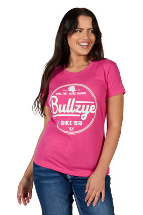 BULLZYE WOMEN'S RILEY SS TEE
