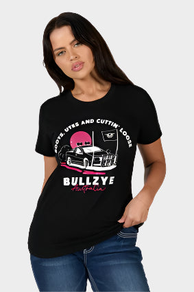 BULLZYE WOMEN'S UTE SS TEE - BLACK