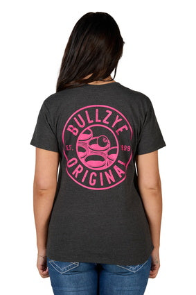 BULLZYE WOMEN'S BEER PONG SS TEE - CHARCOAL