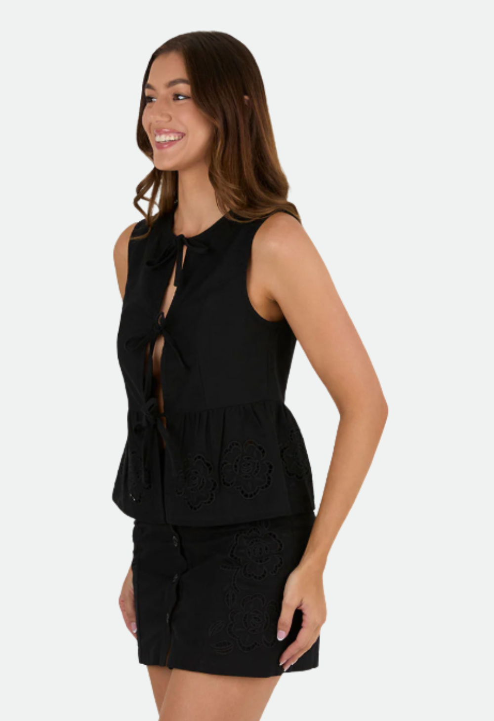 Ringers Western Womens Jynette Tie Front Top - Black