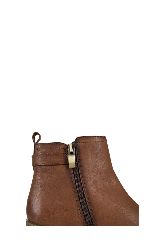Thomas Cook Women’s Crawley Boot