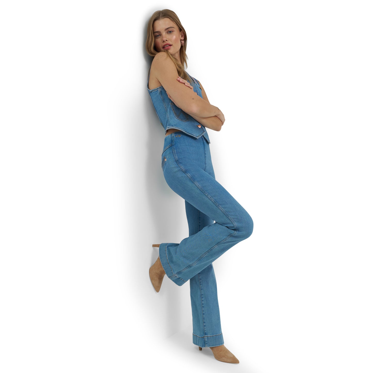 Wrangler® X Women's Lainey Wilson Novelty Pull-On Flare Jean 34 Leg