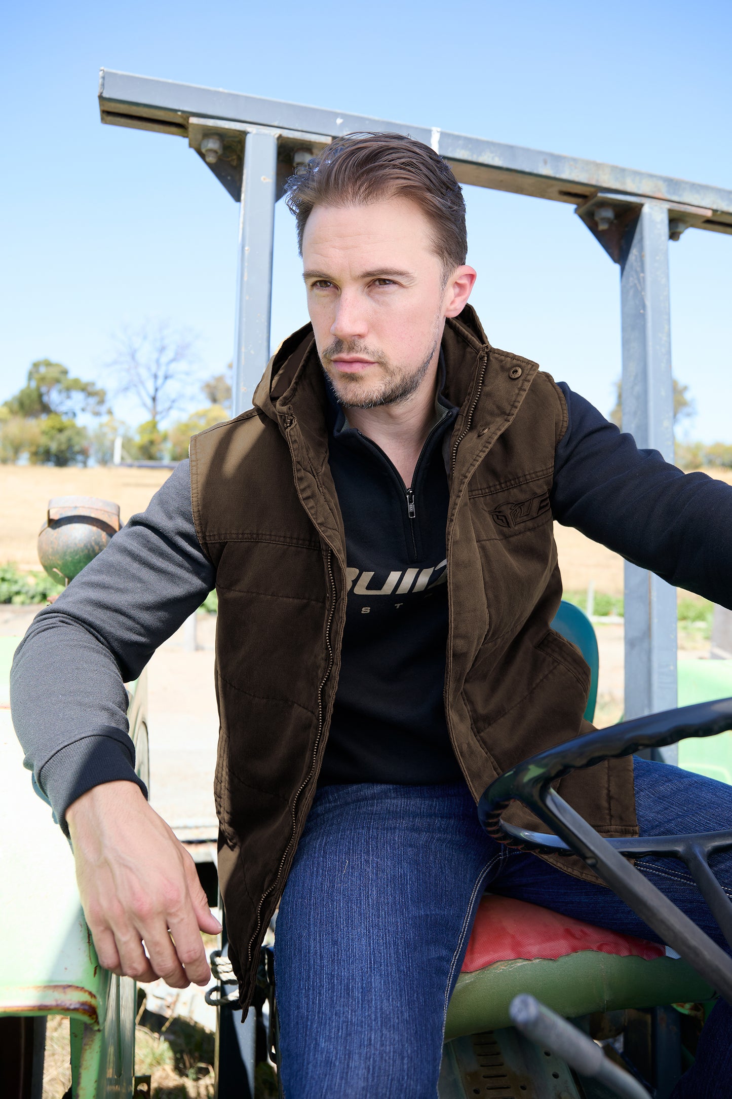 Bullzye Men’s Canon Faux Oilskin Vest