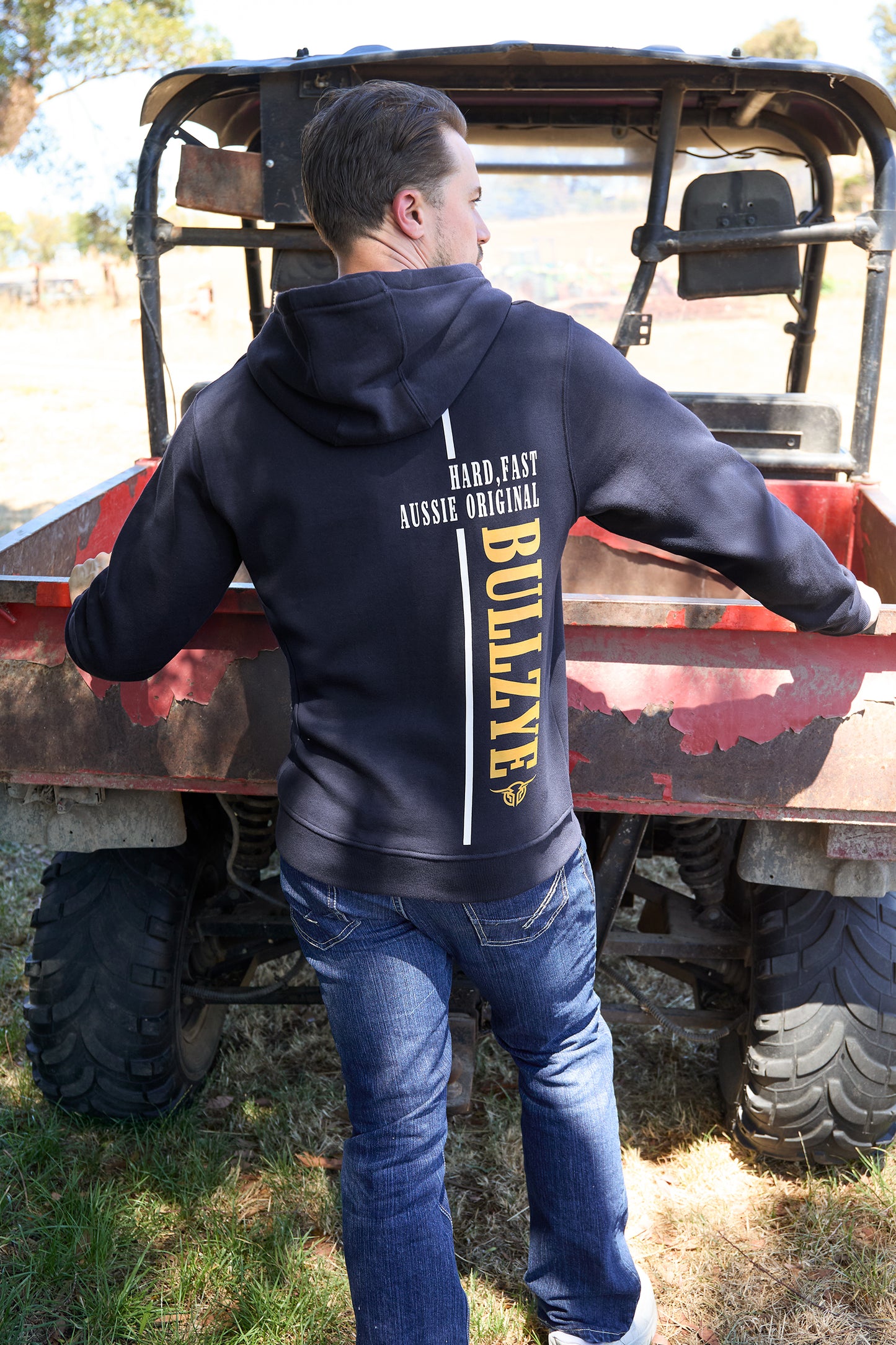 Bullzye Men’s Hardy Zip Through Hoodie