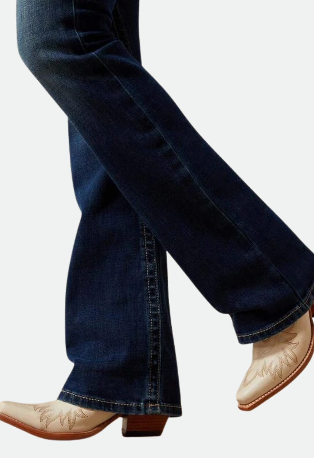 Ariat Women's Perfect Rise Adalynne Boot Cut Jean - Barryessa