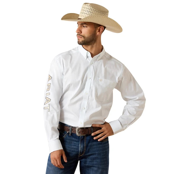 Ariat Men's Team Logo Lightweight Twill Classic Fit Long Sleeve Shirt