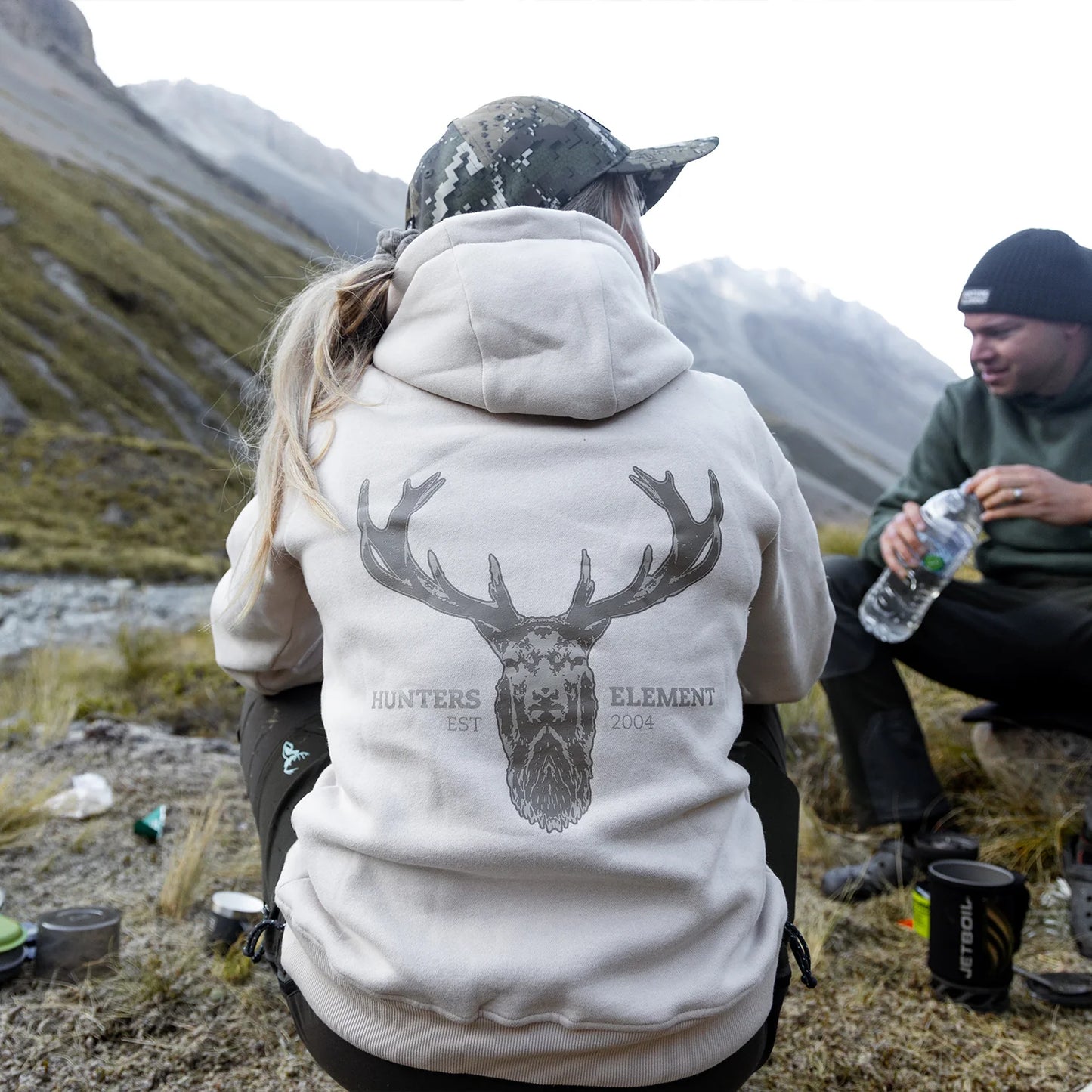Hunters Element Women's Alpha Stag Hoodie - Oat