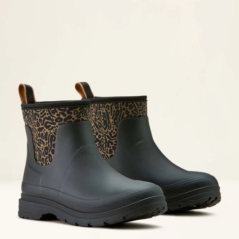 Ariat Women's Kelmarsh Shortie in Black/Ocelot Print