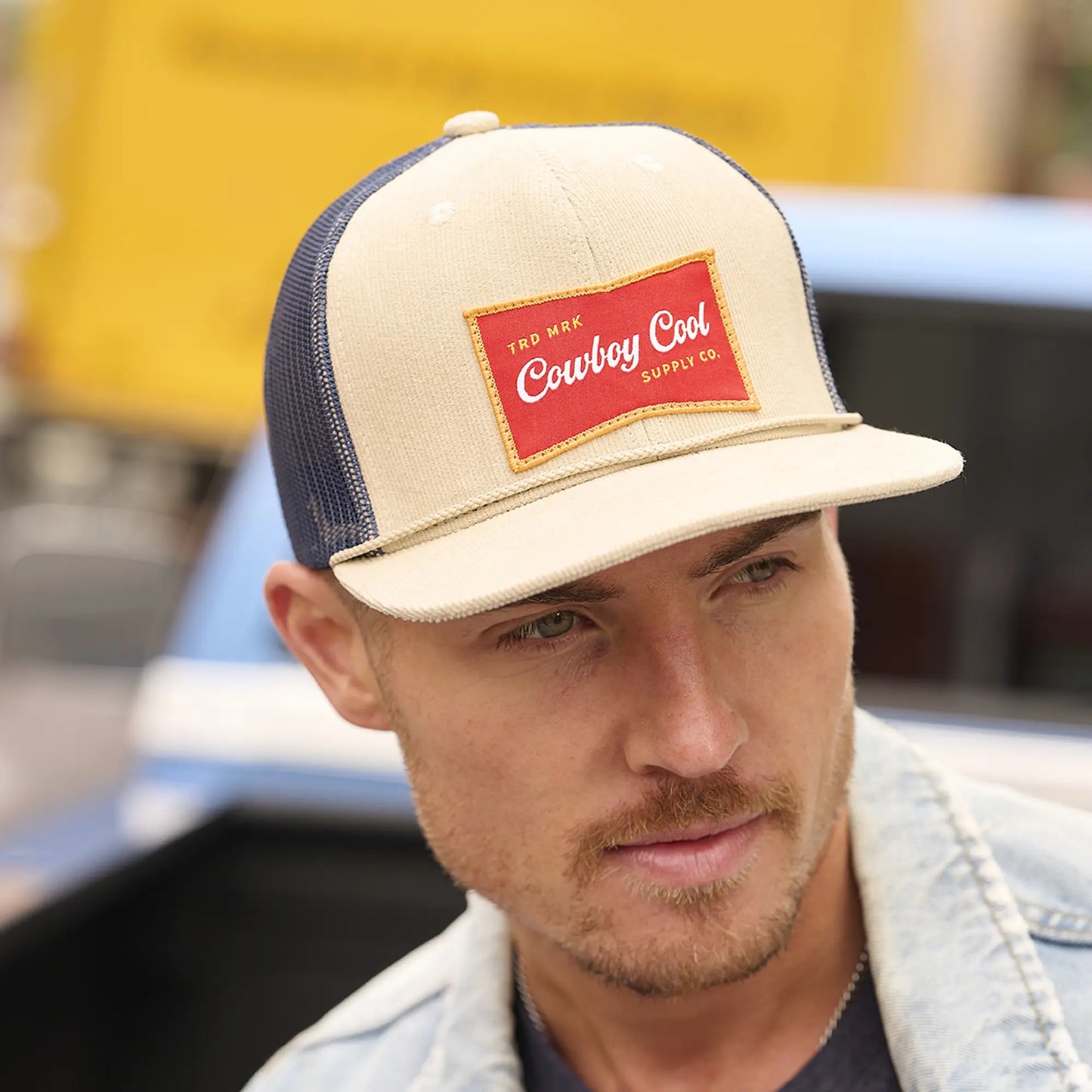 Cowboy Cool Banquet Hat Unisex - Tan/Navy