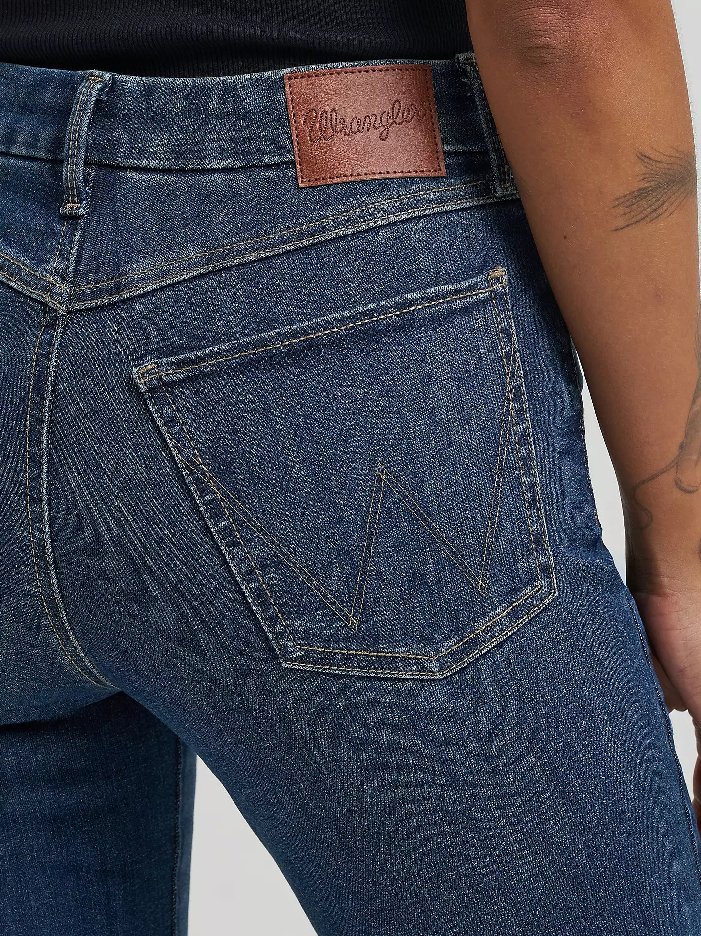 Wrangler Women's Bespoke High Rise Bootcut Jean