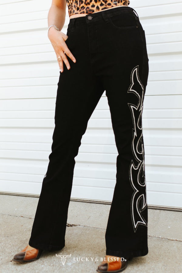 Lucky & Blessed Black Boot Stitch Embroidery Jeans Plus Size (32in Inseam)