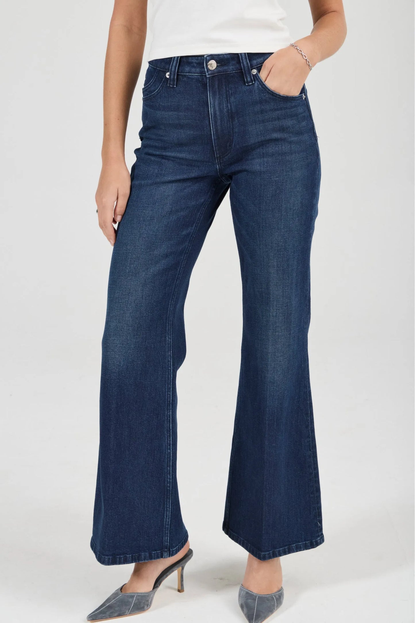 Rolla's Women's Eastcoast Flare Jean - Murmur