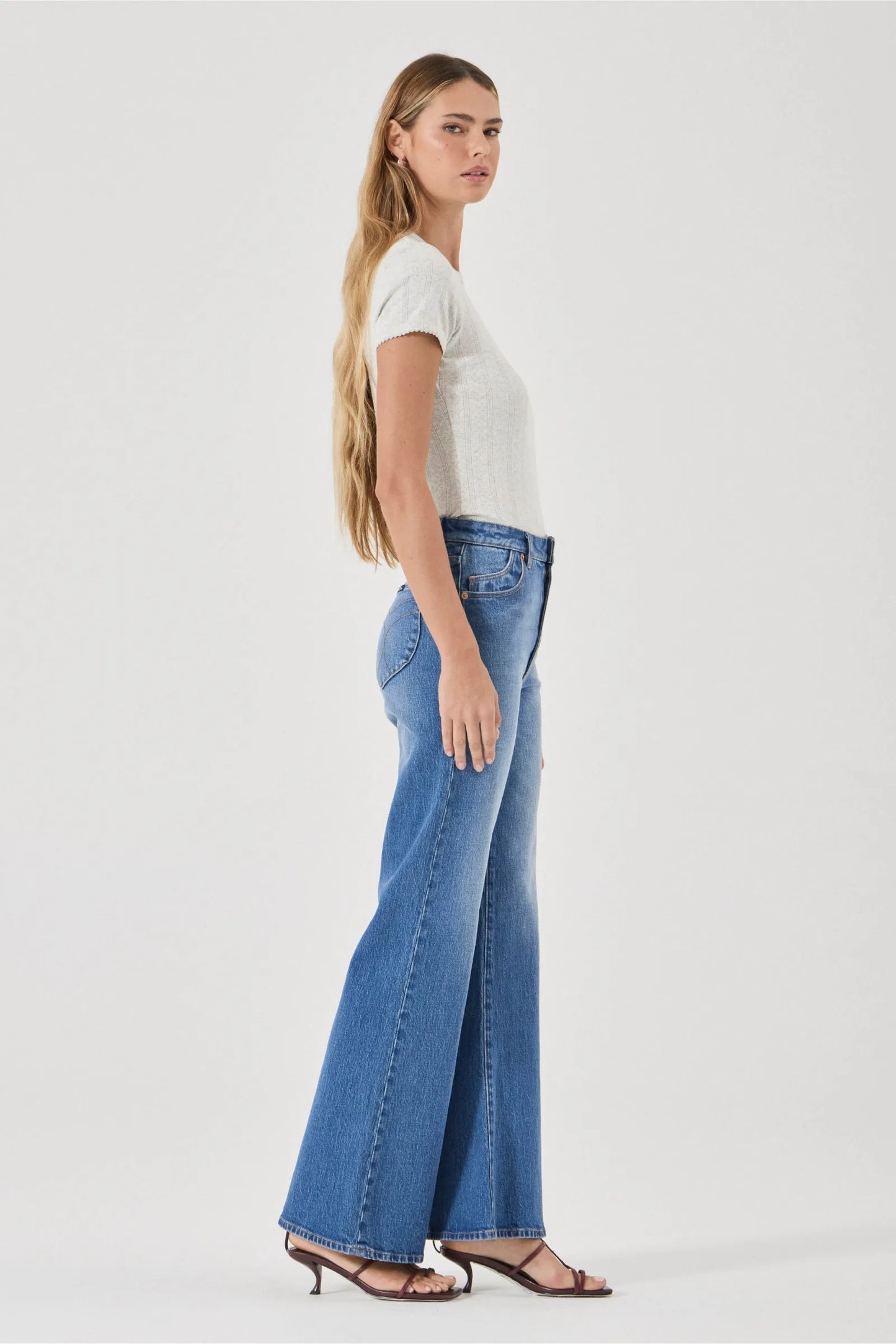 Rolla's Women's Eastcoast Flare Jean - Silverlake