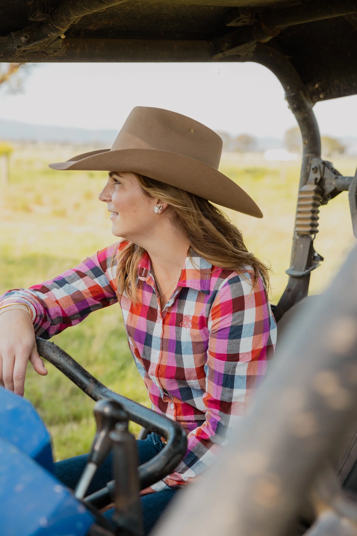 Black Colt Ellie - Pink Check