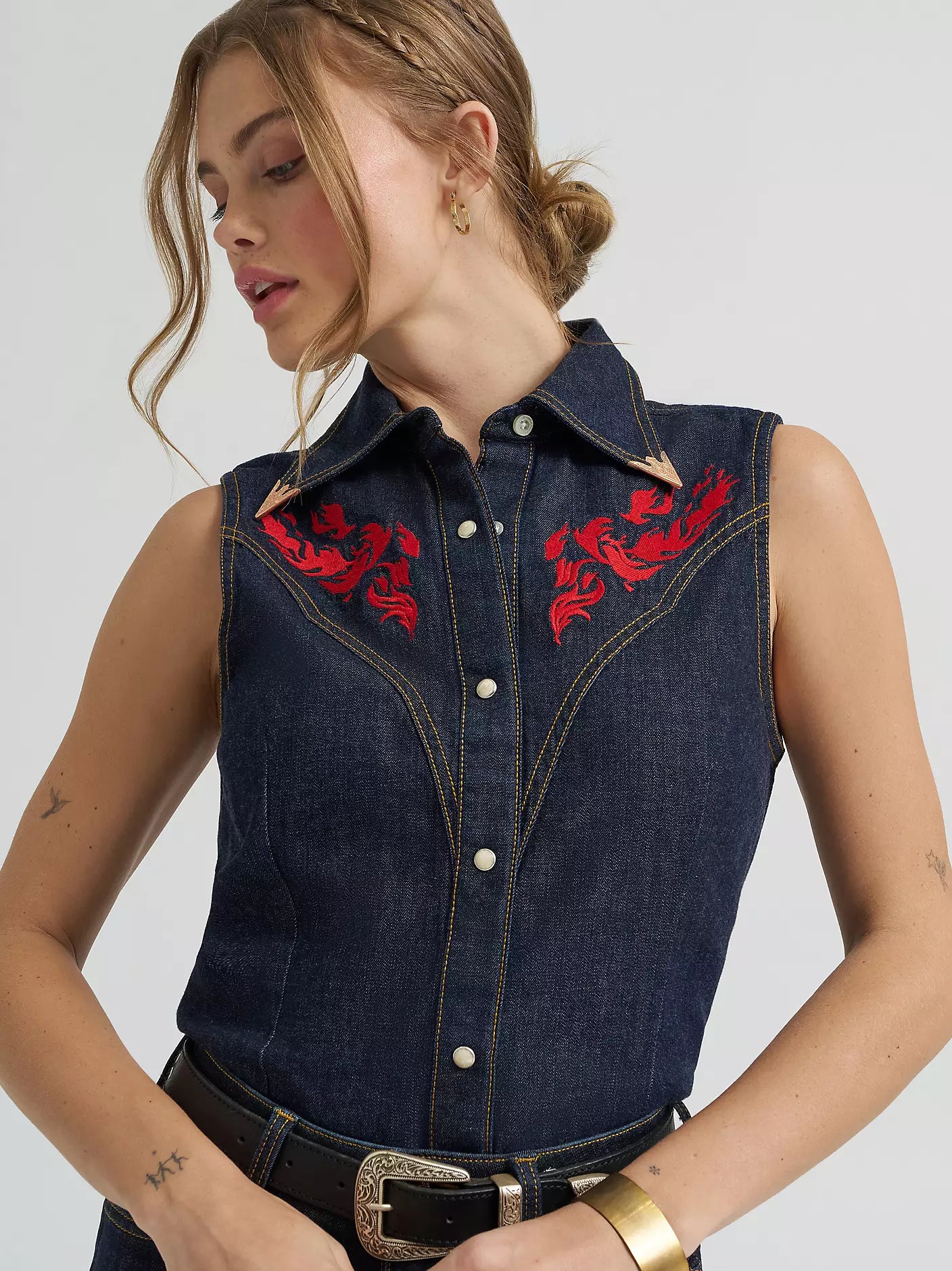 Wrangler Lainey Wilson x Embroidered Sleeveless Denim Shirt