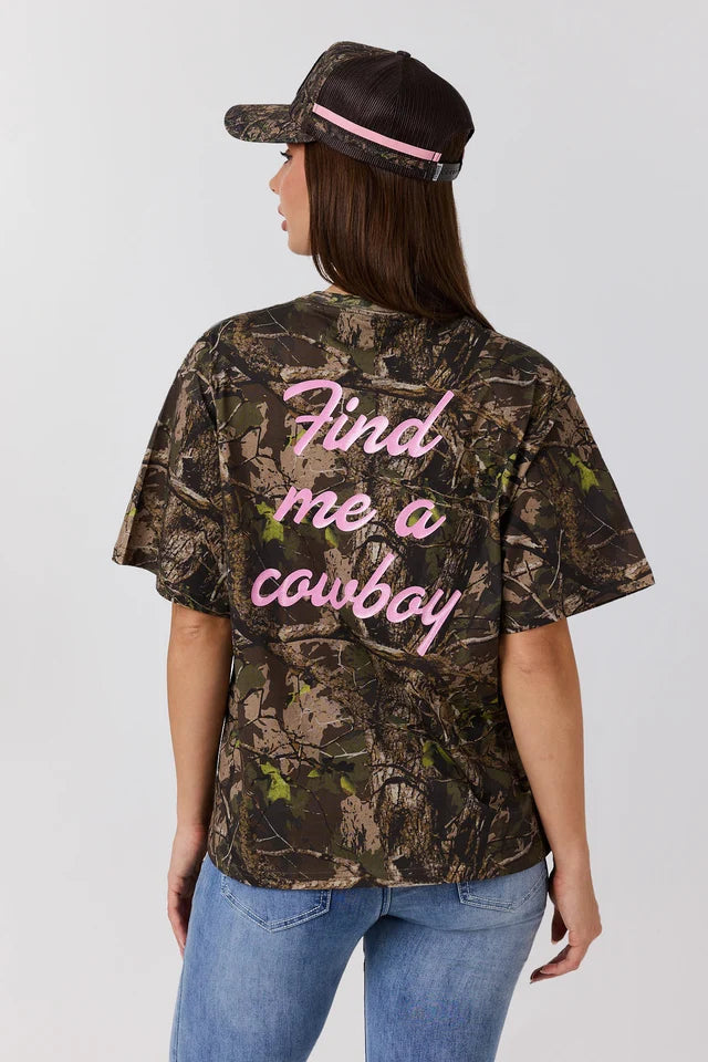 Ringers Western Find Me Oversized T-Shirt – Camo / Pastel Pink