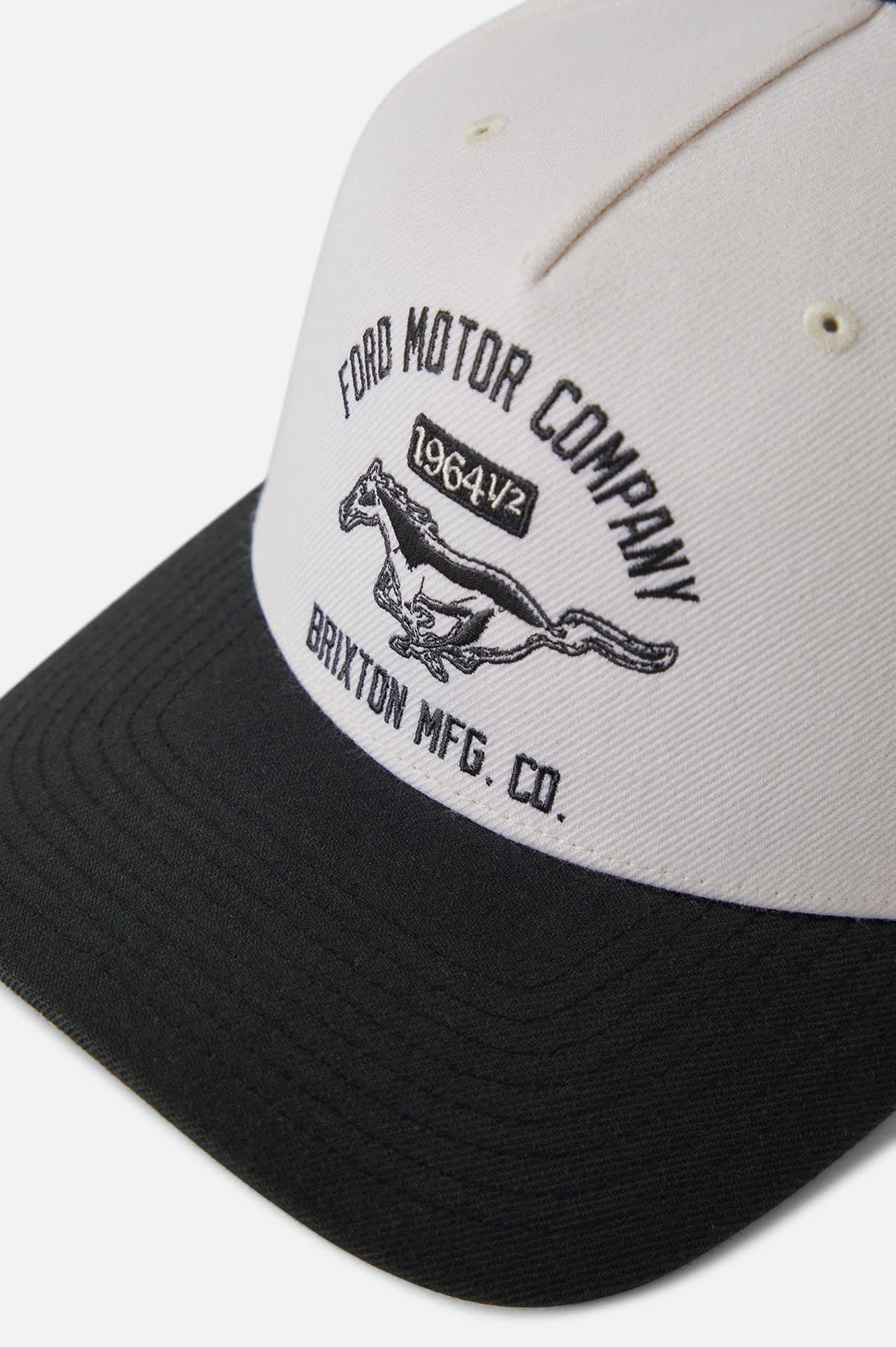 Brixton Unisex Ford Mustang Snapback - Wimbledone White/Burnt Rubber
