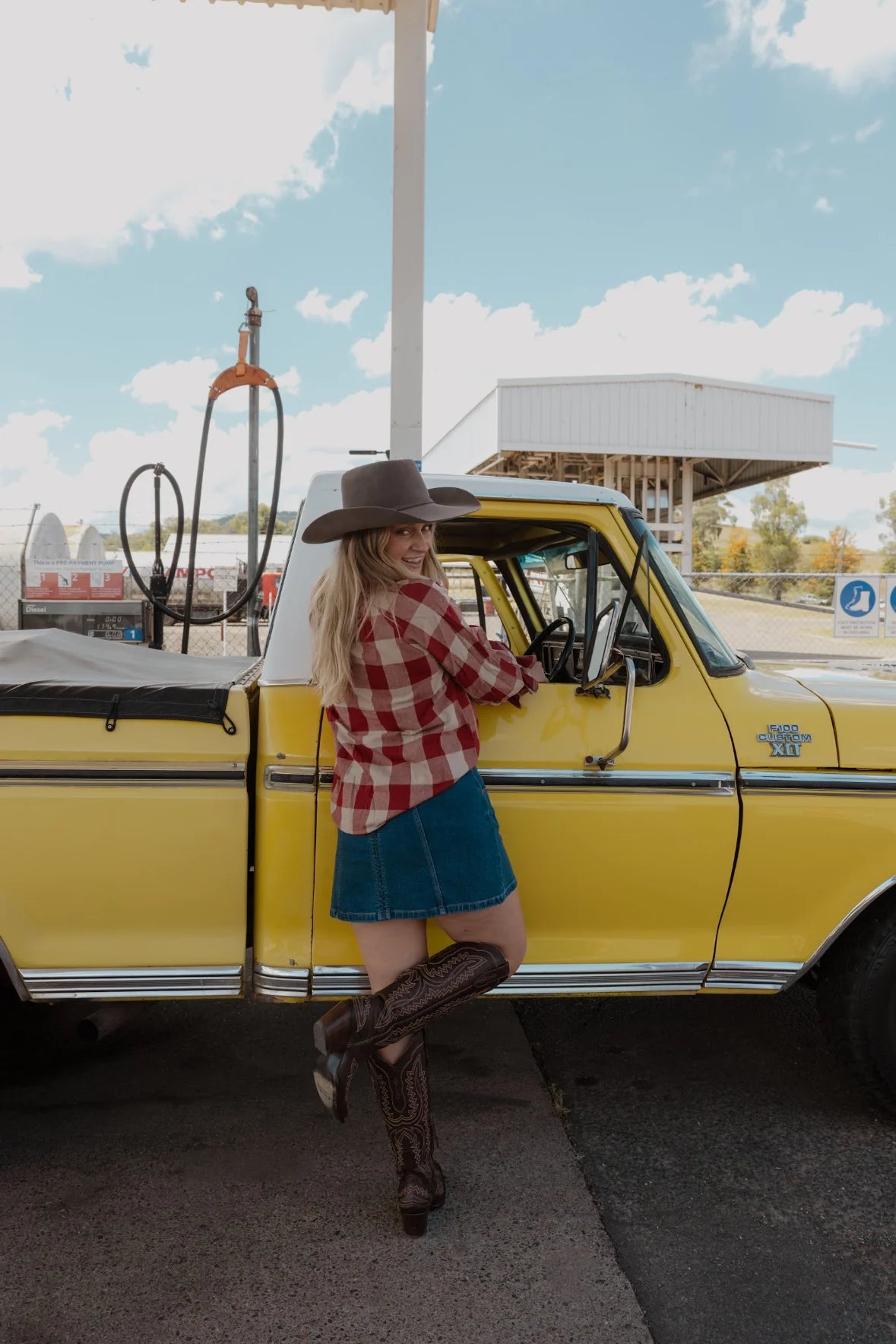 Black Colt Women's Gabby - Red Gingham