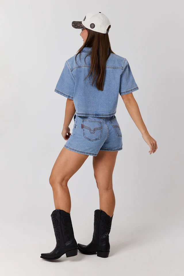 Ringers Western  Women’s Iris Outback Denim Short – Light Blue