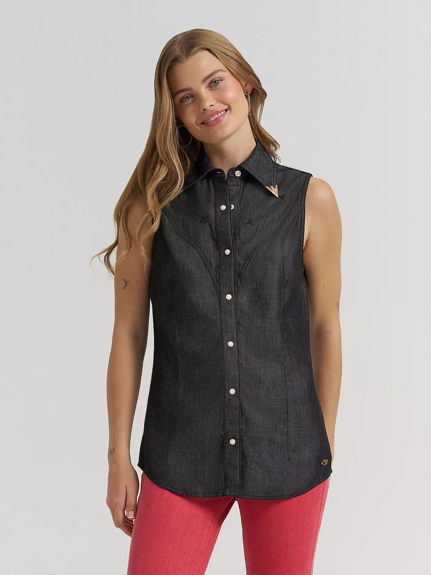 Wrangler Women's Lainey Wilson x Black Denim Sleeveless Shirt