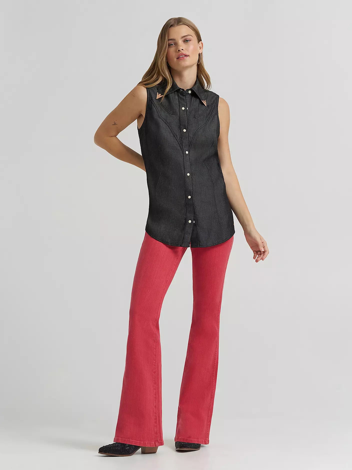 Wrangler Women's Lainey Wilson x Black Denim Sleeveless Shirt