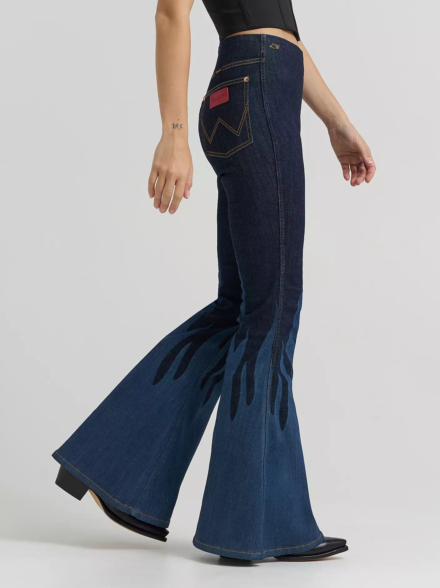 Wrangler Women's Lainey Wilson x Flame Pull On Bell Bottoms - Dark Denim