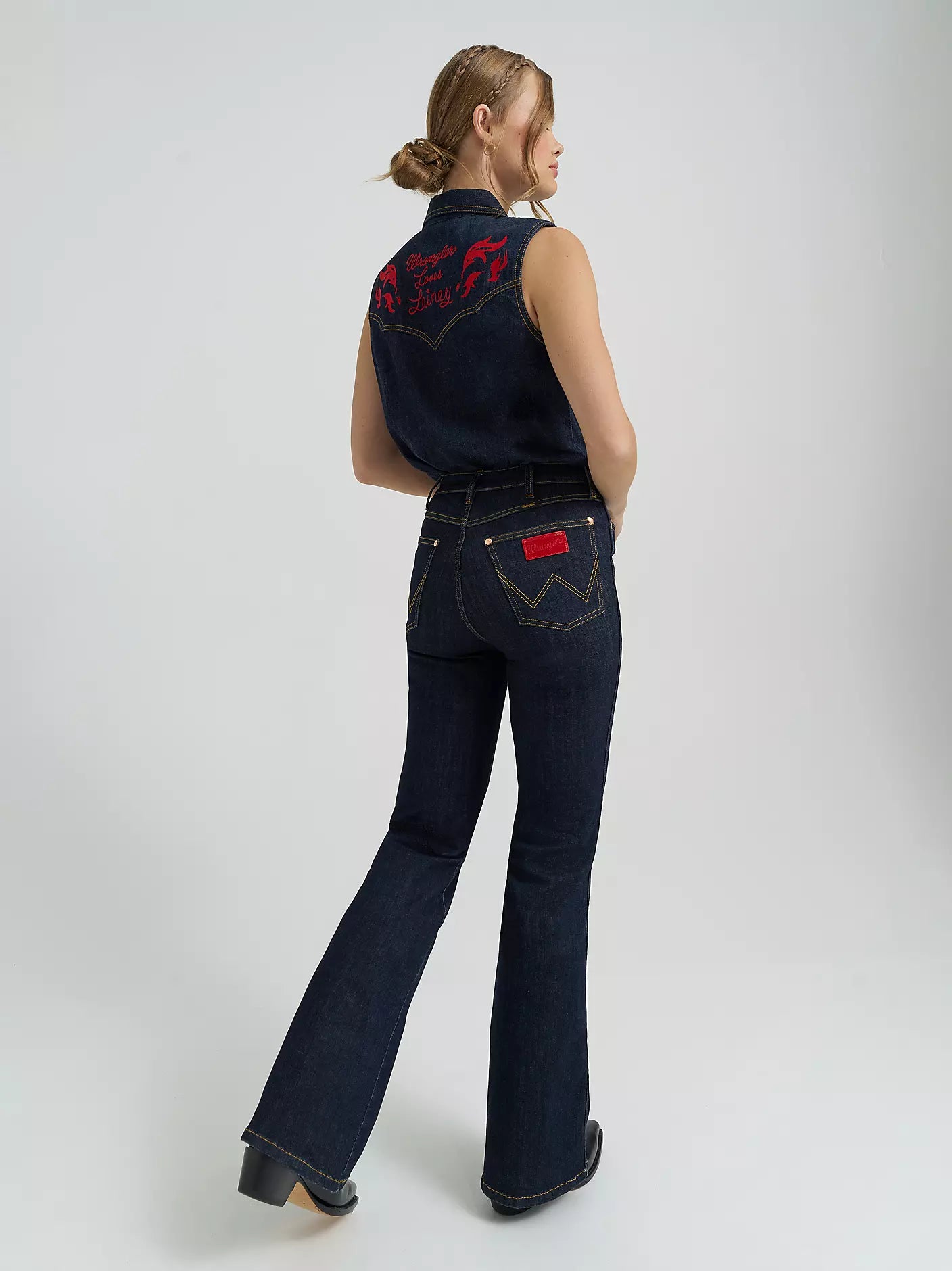 Wrangler Women's Lainey Wilson x Flare Jeans - Dark Rinse