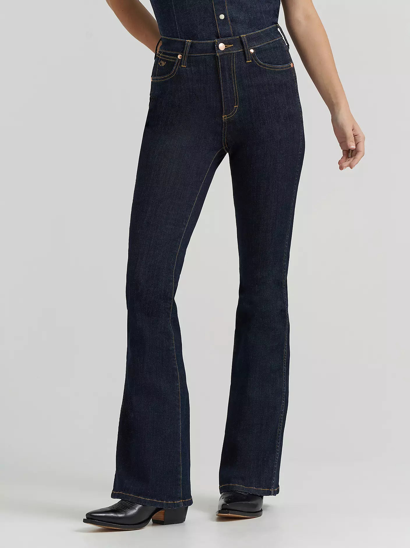Wrangler Women's Lainey Wilson x Flare Jeans - Dark Rinse