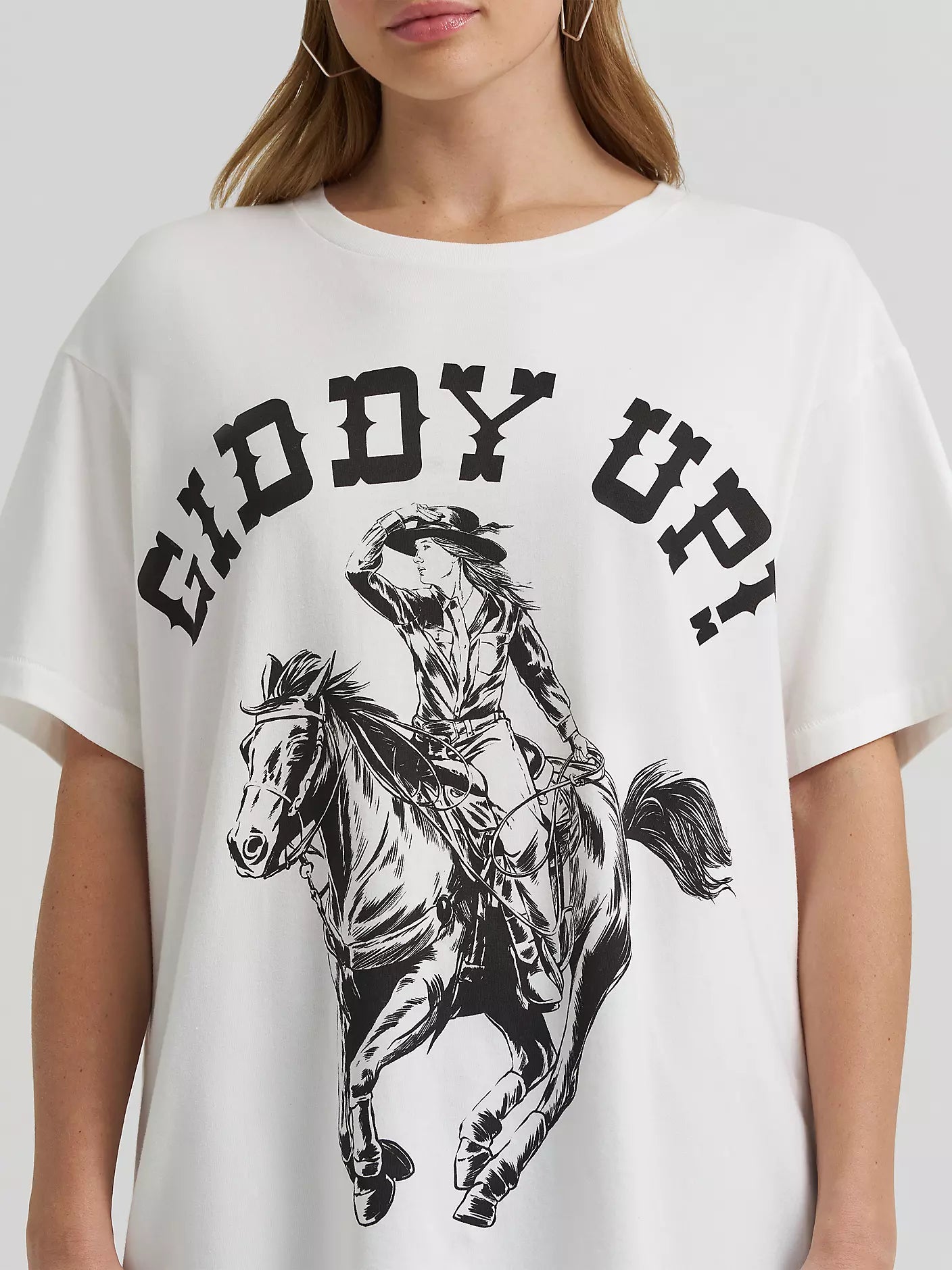 Wrangler Lainey Wilson x Giddy Up Tee