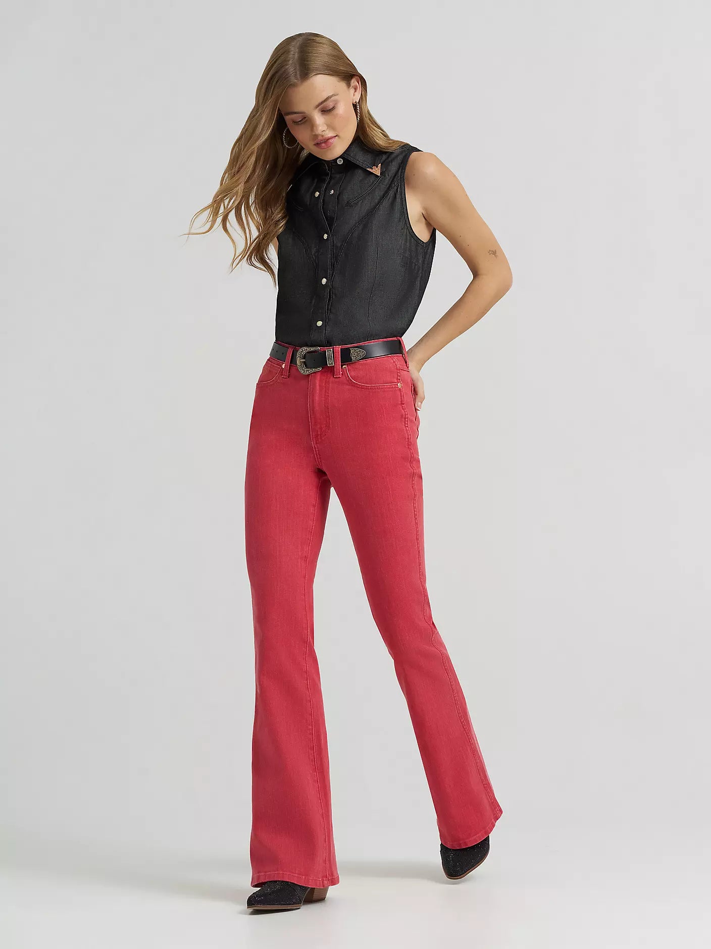 Wrangler Women's Lainey Wilson x Flare Jeans - Red