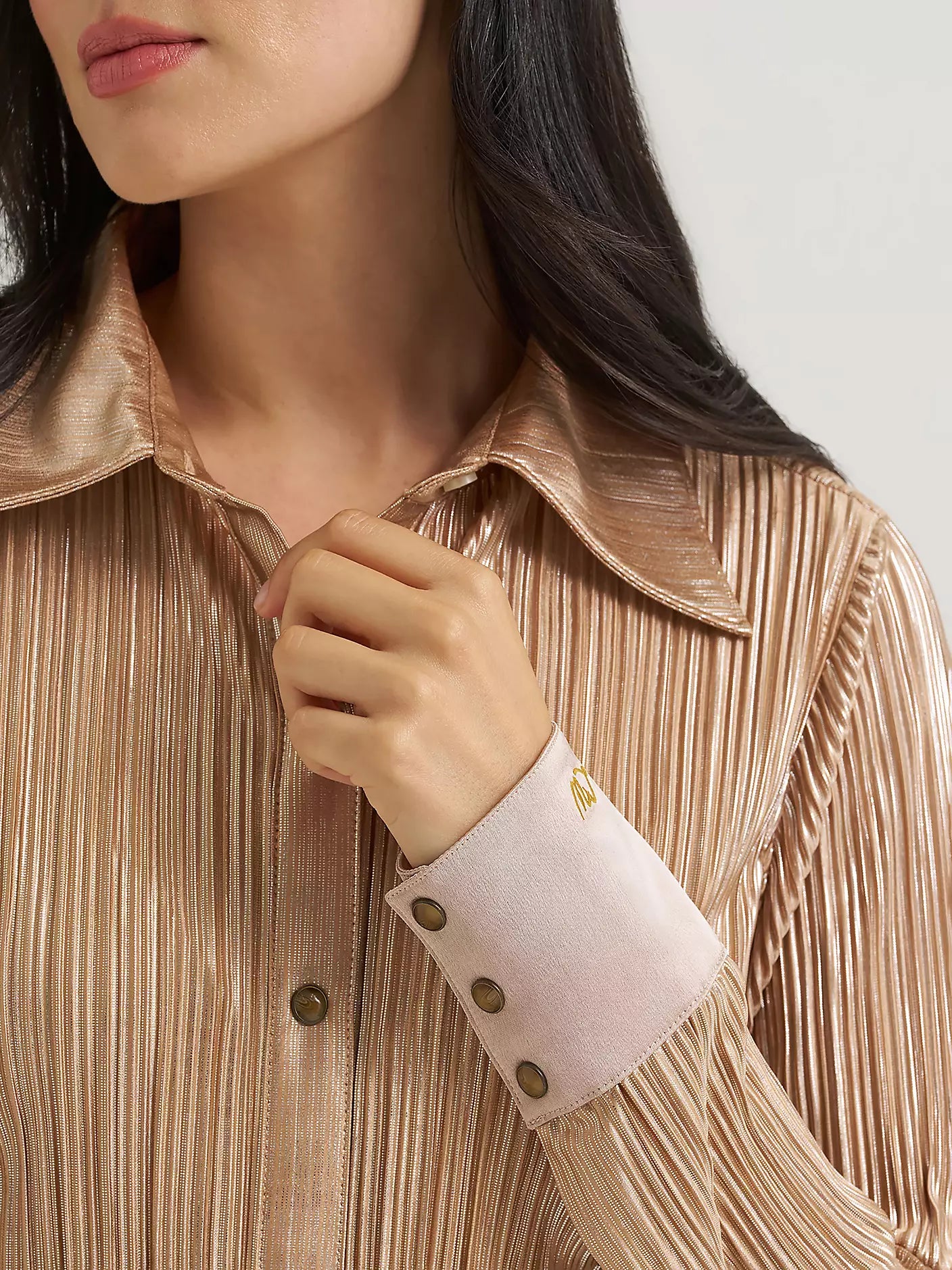 Wrangler Womens Lainey Wilson Rose Gold Snap Shirt