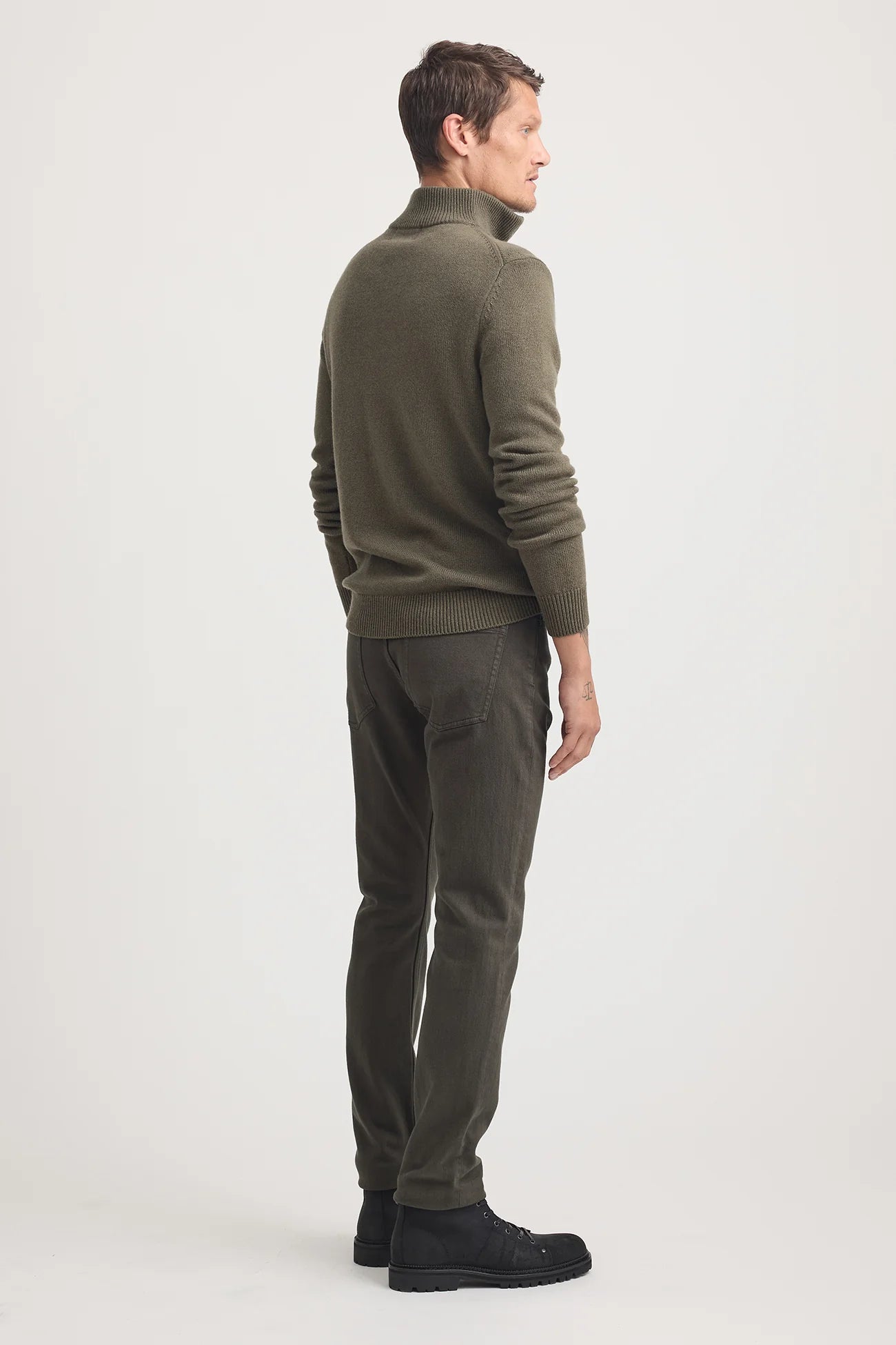 Toorallie Men's Lambswool Half Zip - Khaki