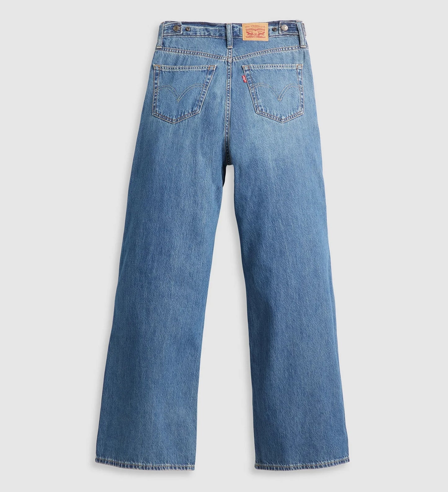 Levis Women's Cinch Baggy Lightweight Jeans - Chasing Dreams - Medium Wash - 31Leg