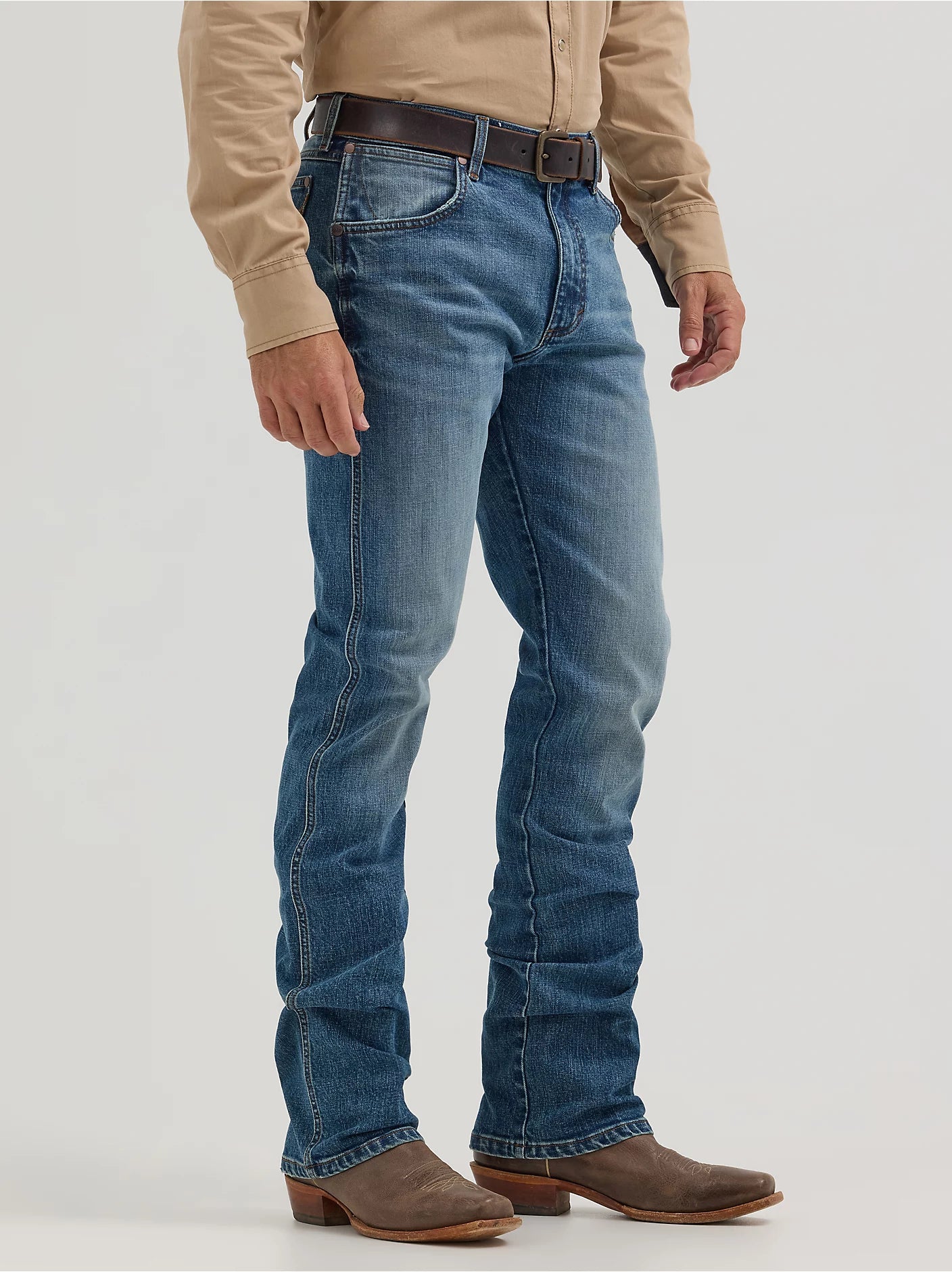 Wrangler Men's  Retro Slim Fit Bootcut Jean - Bryson
